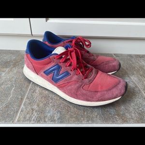 Men’s Size 10.5 red/blue New Balance 420s